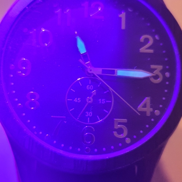 10/$20 FMDGF006 Brown/Black Leather Wooden Men's Watch - Picture 2 of 4